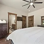 Cyh1012 - Hidden Cedar Home